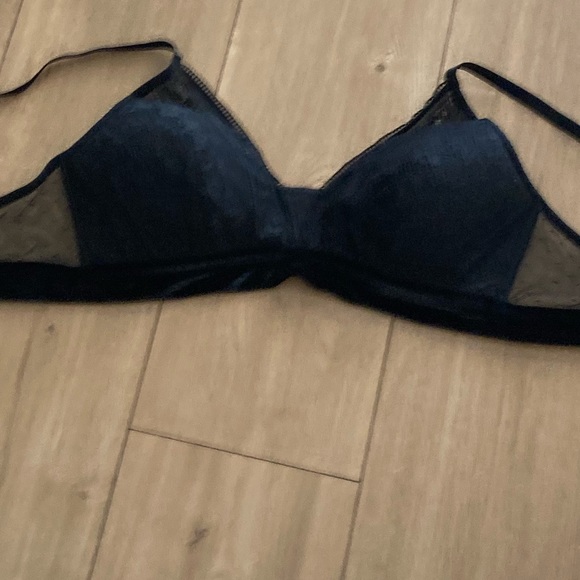 Size XXL Lace bra - Picture 6 of 16